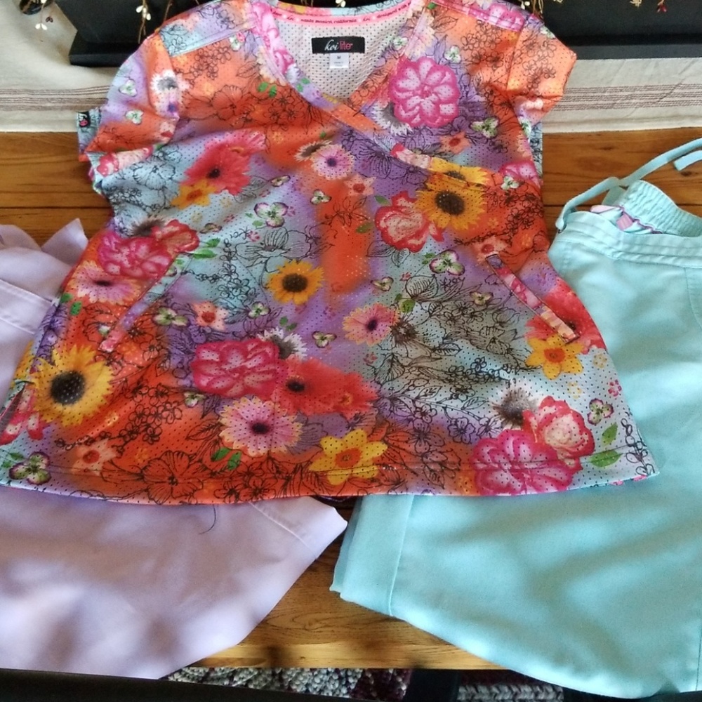 Scrub set brand new never worn